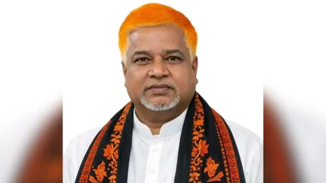 সারের ডিলার হলেন এমপির ছেলে, ভগ্নিপতি ও ভাগ্নের বউ