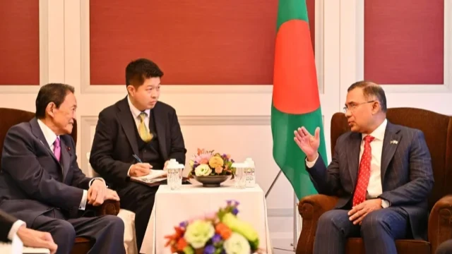 জাপানি বিনিয়োগ বাড়াতে তারো আসোর সহযোগিতা চাইলেন প্রধানমন্ত্রী