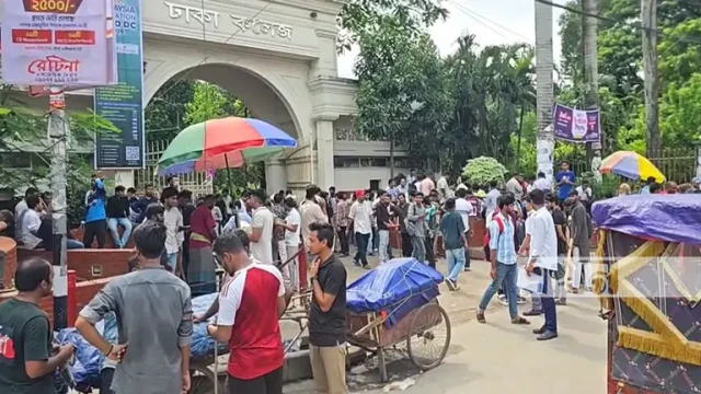 ঢাকা কলেজ ও জবিতে ছাত্রদল-শিবির সংঘর্ষ, আহত অন্তত ৭৭