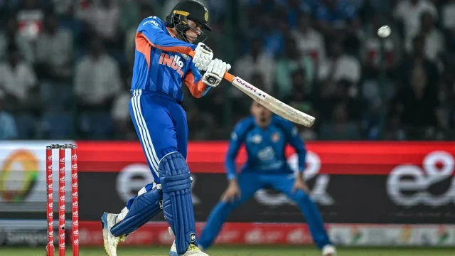 ৩০ বলে সেঞ্চুরি, অভিষেকের ব্যাটে নতুন বিশ্বরেকর্ড