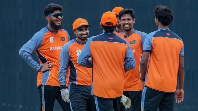 বৃষ্টিতে কোয়ার্টার ফাইনাল পরিত্যক্ত হলেও সেমিফাইনালে বাংলাদেশ