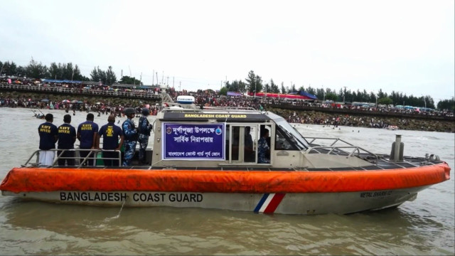 দুর্গাপূজার নিরাপত্তায় মাঠে নামছে কোস্টগার্ডের ৩৪০০ সদস্য