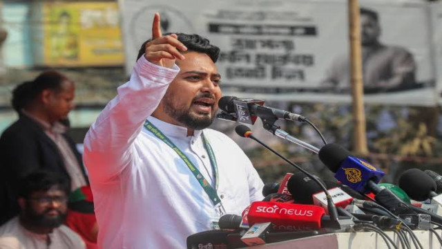 নাহিদ ইসলামের সমালোচনা: ‘তারেক রহমান নতুন স্বৈরাচার’