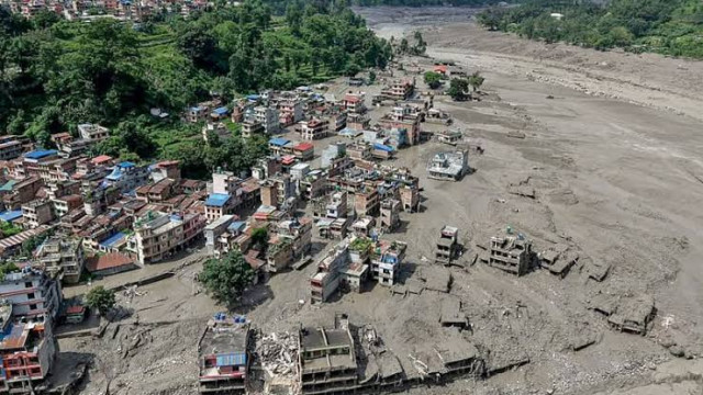 নেপালে ভয়াবহ আকস্মিক বন্যায় নিহত বেড়ে ১১২৭, নিখোঁজ হাজারো