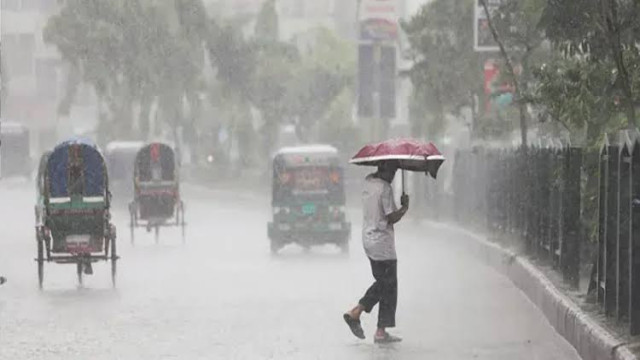 দেশজুড়ে তিন দিন বৃষ্টির পূর্বাভাস, তাপমাত্রা থাকবে অপরিবর্তিত