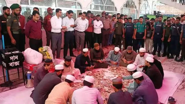 হযরত শাহজালাল (রহ.) মাজারের দানবাক্সে ৪ দিনে মিলল পৌনে ১৮ লাখ টাকা