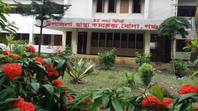 বোদায় ট্রাক্টরের ধাক্কায় মোটরসাইকেল আরোহী শিশুর মৃত্যু, আহত বাবা-মা
