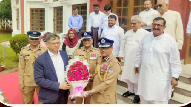 সারদায় ২৭তম বিসিএস (পুলিশ) ব্যাচের প্রশিক্ষণ সমাপনী কুচকাওয়াজ অনুষ্ঠিত