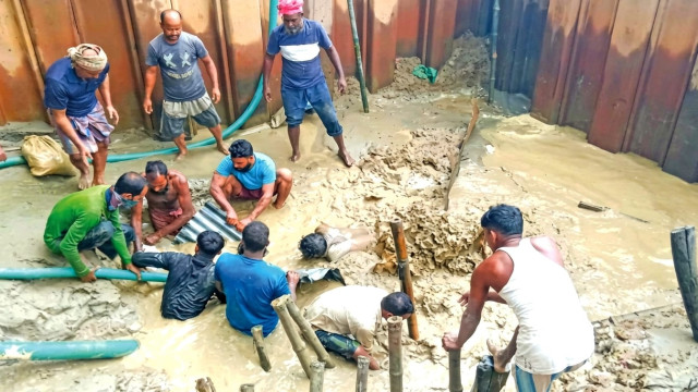 কটিয়াদীতে ব্রহ্মপুত্রের তলদেশে পাইপলাইন কেটে গ্যাস চুরির চেষ্টা: জনমনে আতঙ্ক