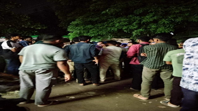 ববিতে নারী শিক্ষার্থীকে উত্ত্যক্তের অভিযোগ, দুই বিভাগের শিক্ষার্থীদের সংঘর্ষ