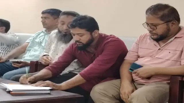 ক্যাশ আউটে অতিরিক্ত টাকা চাওয়ার প্রতিবাদ, কুবি শিক্ষার্থীকে মারধরের অভিযোগ