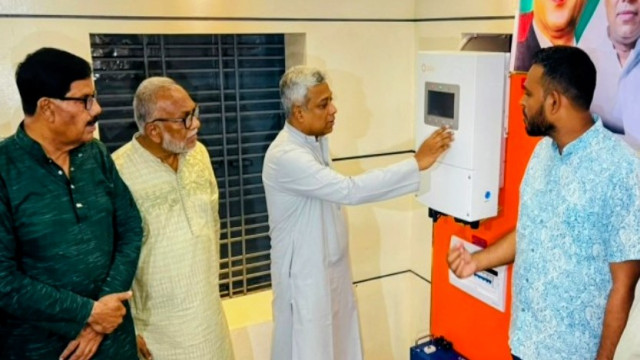 যশোর জেলা বিএনপি কার্যালয়ে সৌরবিদ্যুৎ চালু, উদ্বোধন করলেন প্রতিমন্ত্রী অমিত