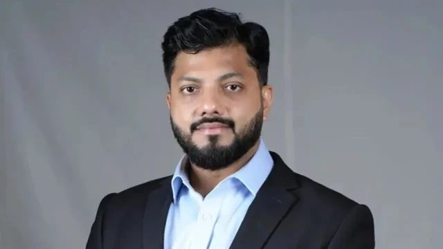 'মামলা দেন, জেলে যাবো': পদত্যাগের পর নাহিদকে ইশরাকের চ্যালেঞ্জ