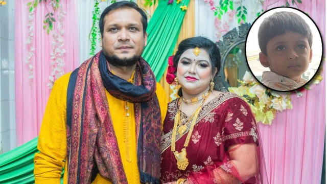 ভারতের কলকাতার একটি আবাসিক হোটেলে ভয়াবহ অগ্নিকাণ্ডে বাংলাদেশের একটি পরিবারের চার সদস্যসহ কয়েকজনের মৃ...