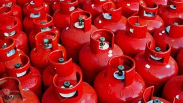 এলপিজি গ্যাসের দাম পুনঃনির্ধারণে আগামী ২৯ অক্টোবর গণশুনানির আহ্বান