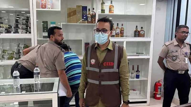 সালমান মুক্তাদিরের শ্বশুরের ৪ মদের গুদাম সিলগালা