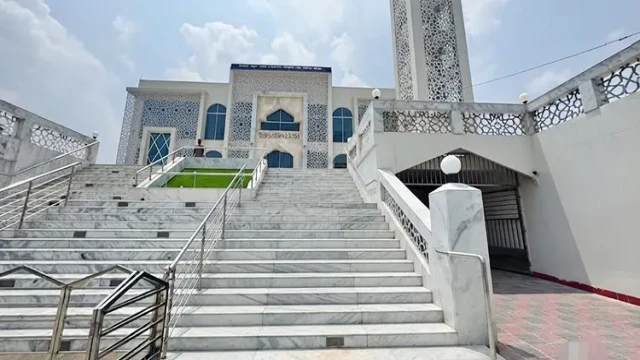 মডেল মসজিদে খতিবের নতুন পদ সৃষ্টি; বাড়ল ইমাম-মুয়াজ্জিনদের মাসিক সম্মানি