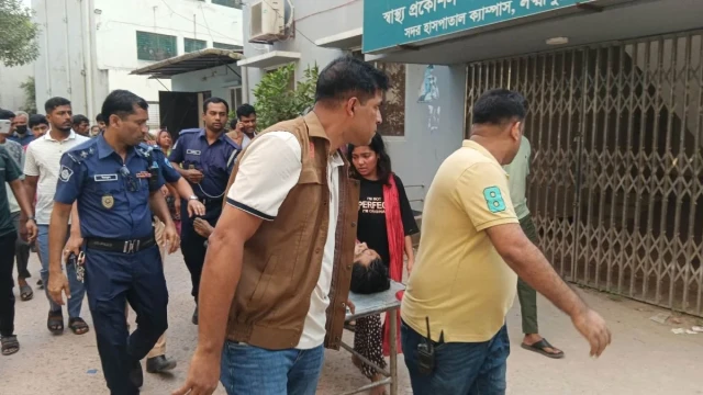 লক্ষ্মীপুরে মাটির ব্যবসা নিয়ে বিরোধ, গুলিতে ব্যবসায়ী নিহত