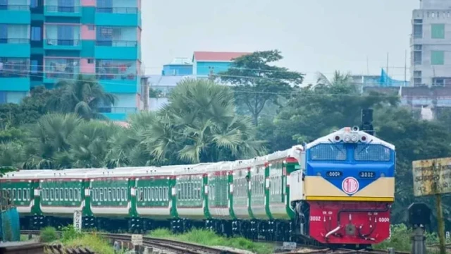 ২৬ অক্টোবর থেকে কক্সবাজার যাবে মহানগর এক্সপ্রেস, যেসব স্টেশনে থামবে