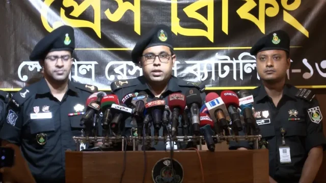 রংপুরে হত্যা ও সাজাপ্রাপ্ত আসামিসহ ৯ জন গ্রেপ্তার: এসআরবির অভিযান