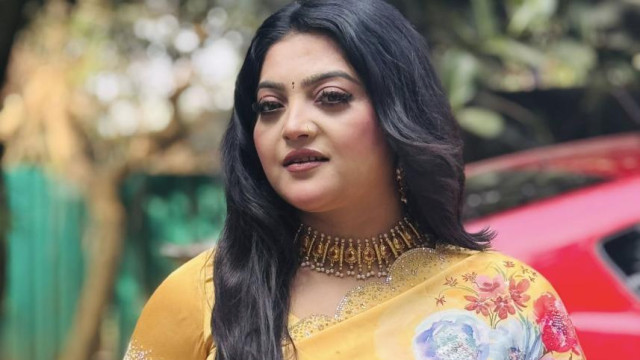 সংগীতশিল্পী সালমার বাবার প্রয়াণ