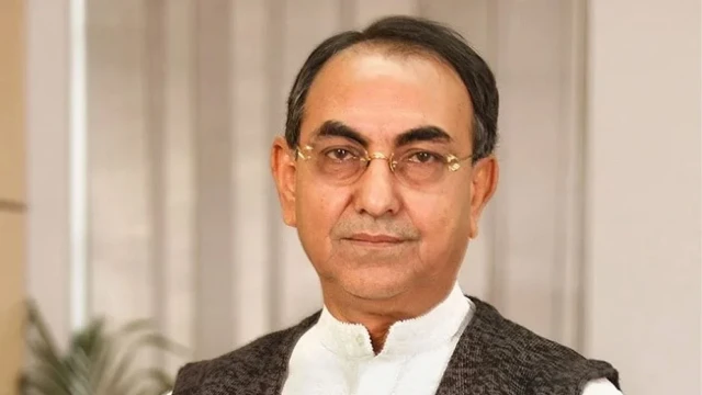 ১৫ দুর্নীতি মামলায় মির্জা আব্বাস খালাস