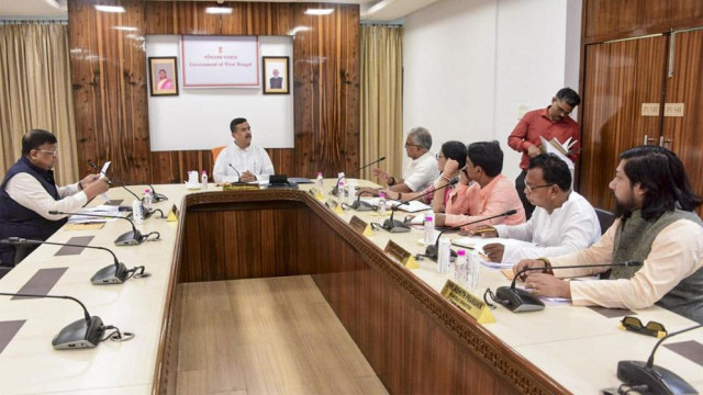 পশ্চিমবঙ্গে ধর্মীয় পরিচয়ের ভিত্তিতে সব সরকারি অনুদান ও ভাতা বন্ধের সিদ্ধান্ত
