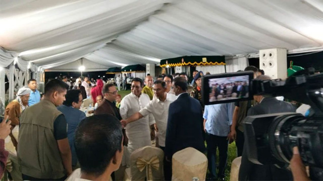 যুগপৎ আন্দোলনের শরিক দলগুলোর নেতাদের সঙ্গে প্রধানমন্ত্রীর সৌজন্য সাক্ষাৎ