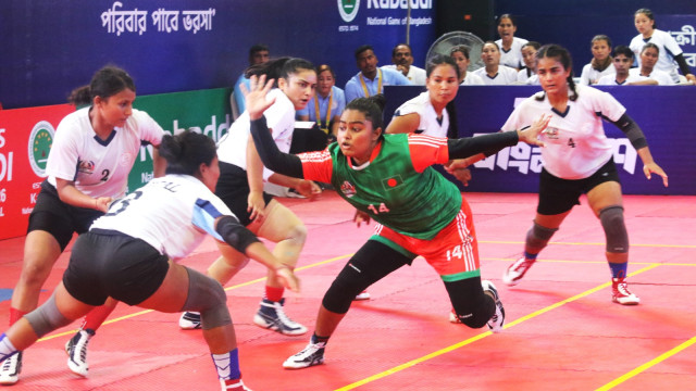 খাদিজার নৈপুণ্যে নেপালকে হারিয়ে ২-১ ব্যবধানে লিড বাংলাদেশের